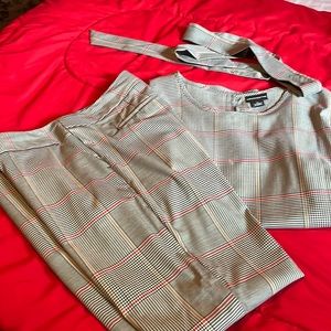 Liz Claiborne pants suit Red and Black stripped size X-Large